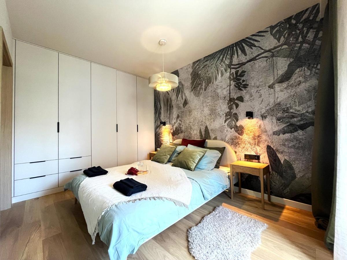 Wyszynskiego Apartment - Self Check-In 20H - Parking &Lift Wroclaw Dış mekan fotoğraf
